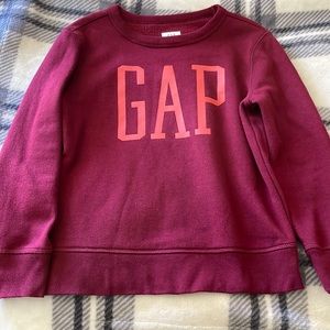 Gap sweater